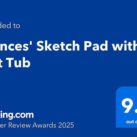 דירות פורט ויליאם Frances' Sketch Pad With Hot Tub מראה חיצוני תמונה